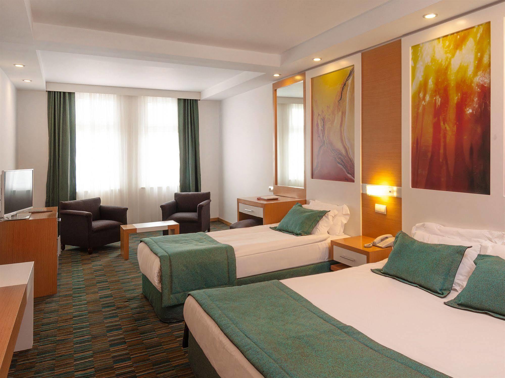 Alkoclar Adakule Resort Kuşadası