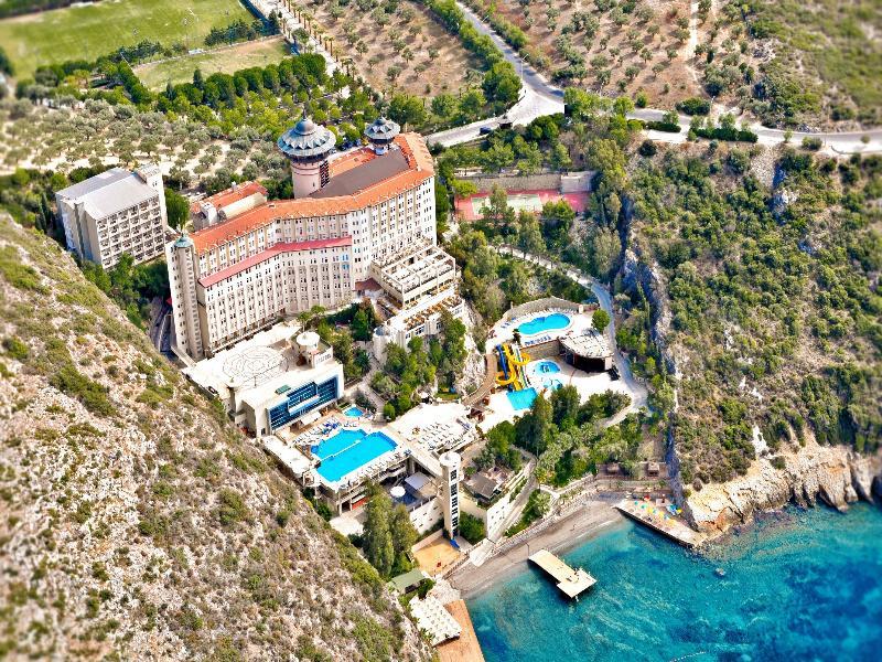 Complex Alkoclar Adakule 5*