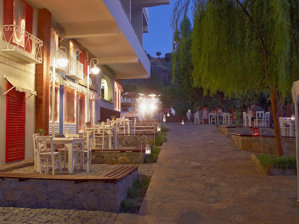 Alkoclar Adakule Kusadası