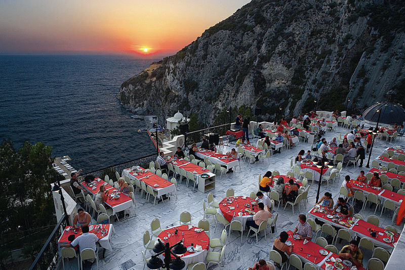 Alkoclar Adakule 5* Kusadası